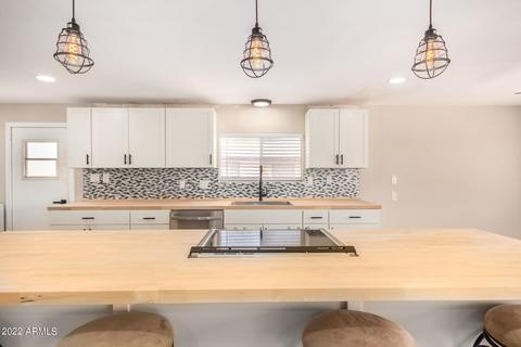 1566 N Delaware Dr, Apache Junction, AZ 85120 photo 6