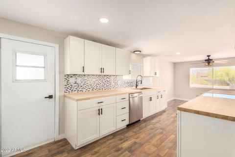 1566 N Delaware Dr, Apache Junction, AZ 85120 photo 8