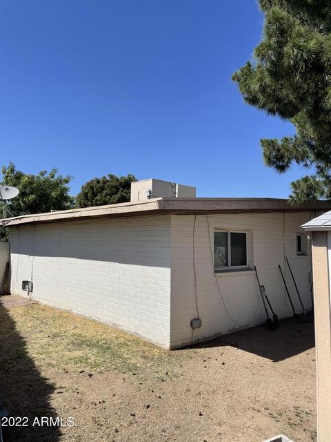 3807 E Laurel Ln, Phoenix, AZ 85028 photo 3