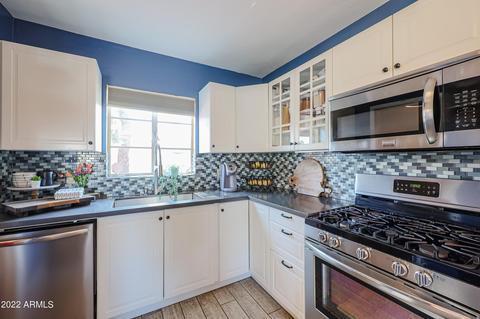 4238 N 10th Pl, Phoenix, AZ 85014 photo 11