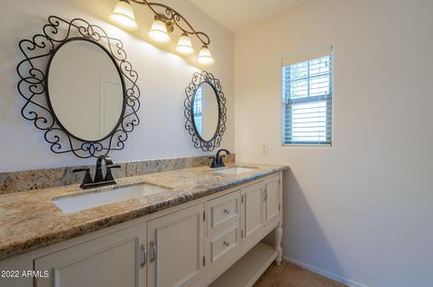 2924 S Cole Dr, Gilbert, AZ 85295 photo 20