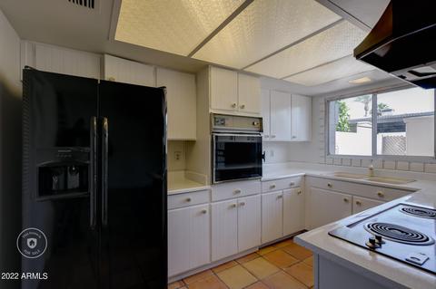 2822 E Clarendon Ave, Phoenix, AZ 85016 photo 9
