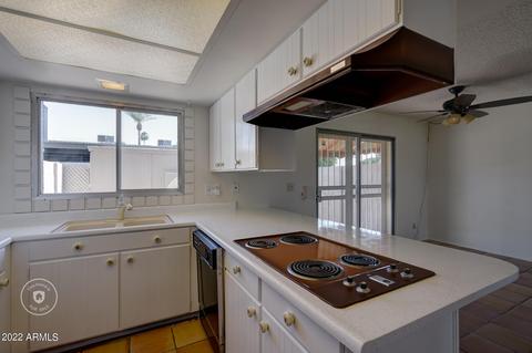 2822 E Clarendon Ave, Phoenix, AZ 85016 photo 10