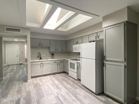 4105 W Pasadena Ave, Phoenix, AZ 85019 photo 4
