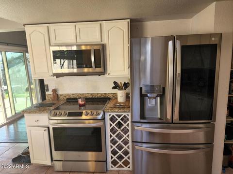 3915 E Larkspur Dr, Phoenix, AZ 85032 photo 6