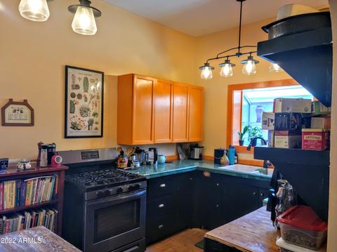602 Hoatson Ave, Bisbee, AZ 85603 photo 9