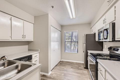 2025 E Campbell Ave #137, Phoenix, AZ 85016 photo 3