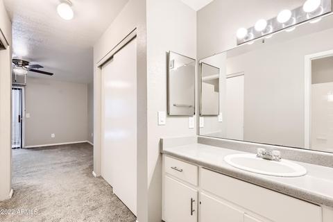 2025 E Campbell Ave #137, Phoenix, AZ 85016 photo 7