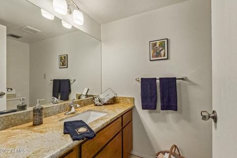 4433 N 21st Pl, Phoenix, AZ 85016 photo 9