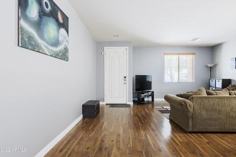 2060 S Martingale Rd, Gilbert, AZ 85295 photo 4