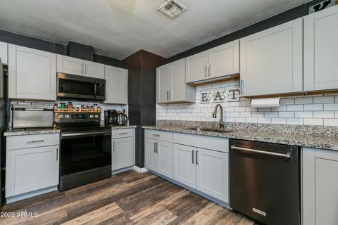 4728 E Pecan Rd, Phoenix, AZ 85040 photo 13