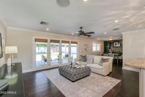 3936 Elm St, Phoenix, AZ 85018 photo 2