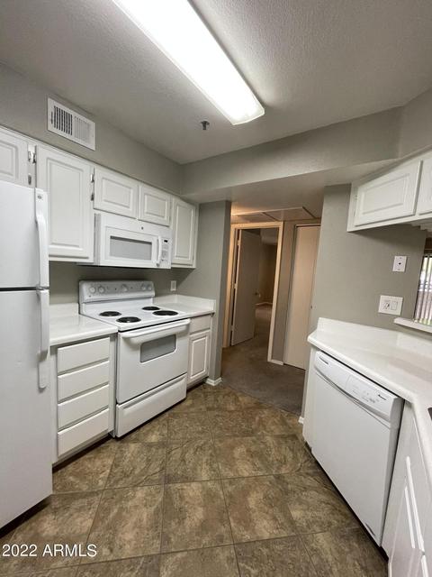 2025 E Campbell Ave #129, Phoenix, AZ 85016 photo 8
