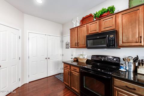 3081 E Camellia Dr, Gilbert, AZ 85296 photo 10