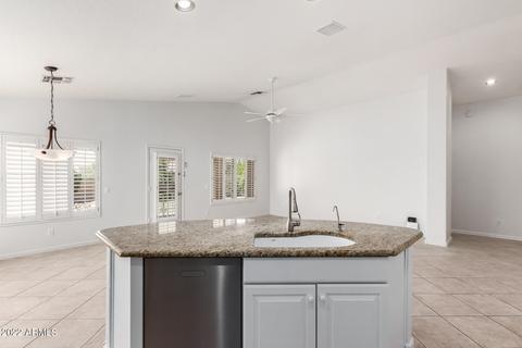 4055 E Vista Dr, Phoenix, AZ 85032 photo 6