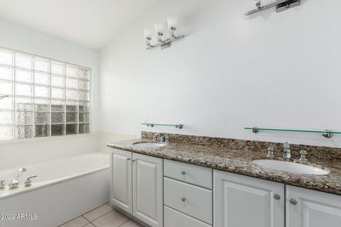 4055 E Vista Dr, Phoenix, AZ 85032 photo 10