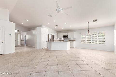 4055 E Vista Dr, Phoenix, AZ 85032 photo 4