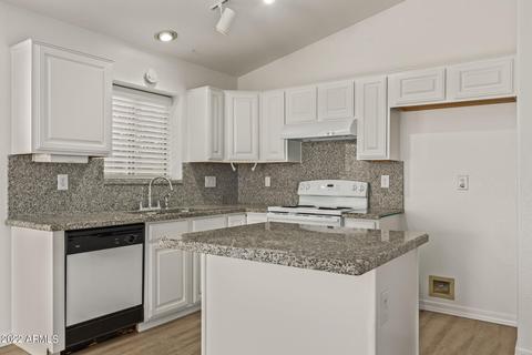 4834 E Abraham Ln, Phoenix, AZ 85054 photo 18