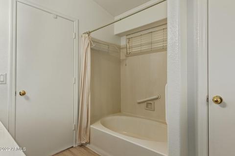 4834 E Abraham Ln, Phoenix, AZ 85054 photo 22