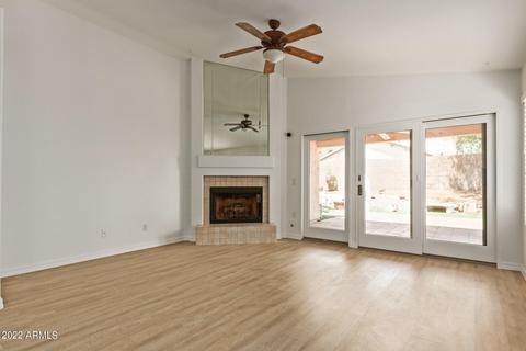 4834 E Abraham Ln, Phoenix, AZ 85054 photo 10