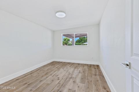 3943 E Whitton Ave, Phoenix, AZ 85018 photo 19