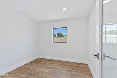 3943 E Whitton Ave, Phoenix, AZ 85018 photo 25