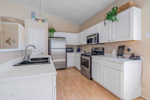 4402 E Dry Creek Rd, Phoenix, AZ 85044 photo 2