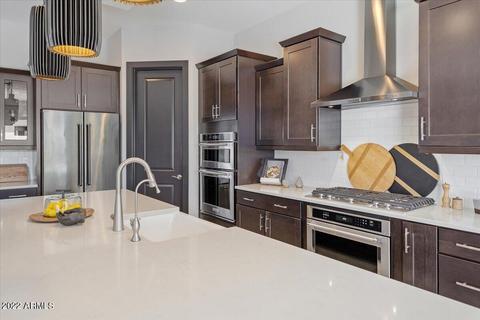 2831 E Donald Dr, Phoenix, AZ 85050 photo 9