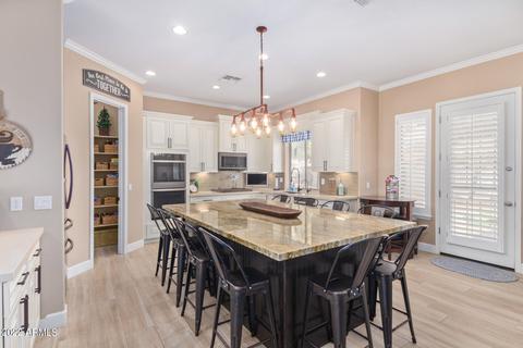 2926 E Cotton Ln, Gilbert, AZ 85234 photo 10