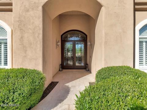 4618 E Caron St, Phoenix, AZ 85028 photo 2
