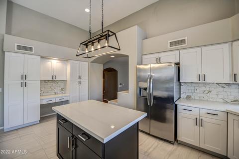 1323 E Thistle Landing Dr, Phoenix, AZ 85048 photo 8