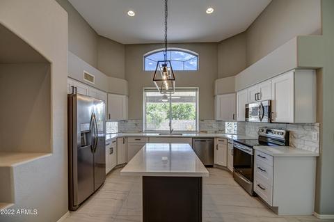 1323 E Thistle Landing Dr, Phoenix, AZ 85048 photo 11
