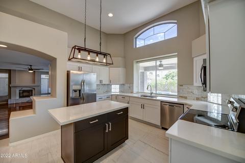 1323 E Thistle Landing Dr, Phoenix, AZ 85048 photo 13