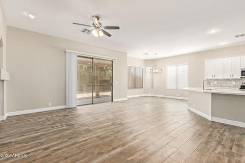 10558 E Forge Ave, Mesa, AZ 85208 photo 3