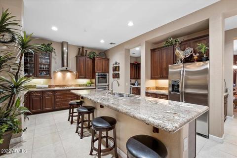 3126 E Harwell Rd, Phoenix, AZ 85042 photo 6