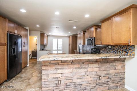 910 E Topeka Dr, Phoenix, AZ 85024 photo 16