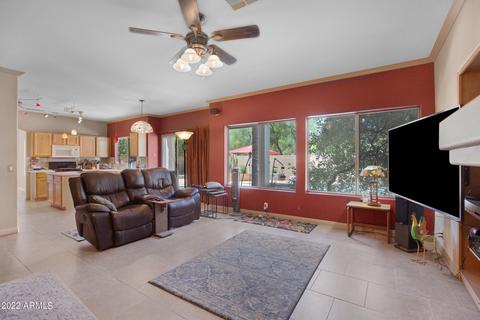 1012 E Linda Ln, Gilbert, AZ 85234 photo 8