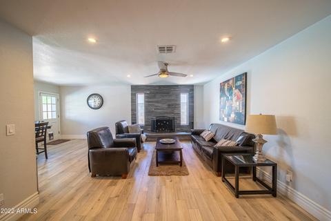 402 E Helena Dr, Phoenix, AZ 85022 photo 7