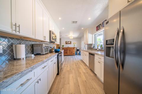402 E Helena Dr, Phoenix, AZ 85022 photo 15