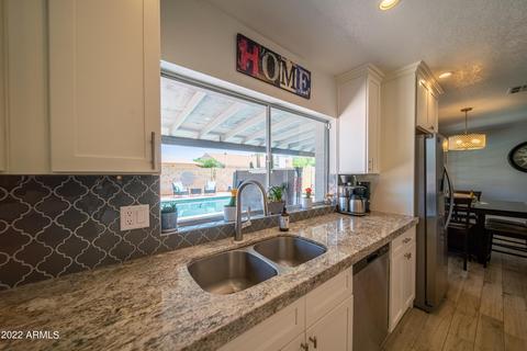 402 E Helena Dr, Phoenix, AZ 85022 photo 12