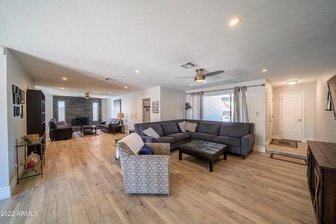 402 E Helena Dr, Phoenix, AZ 85022 photo 5