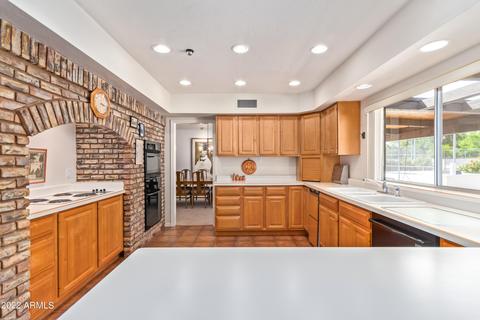 800 E Circle Rd, Phoenix, AZ 85020 photo 9