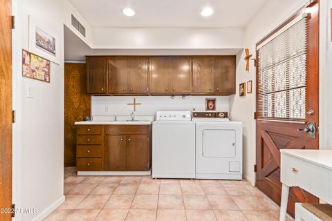 800 E Circle Rd, Phoenix, AZ 85020 photo 23