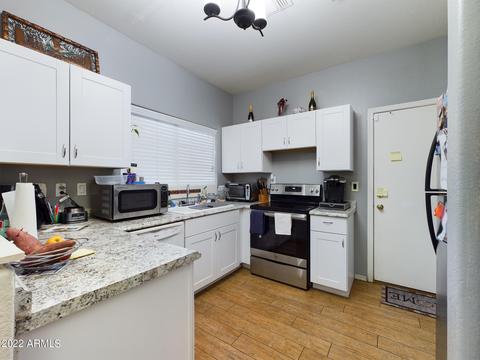 1633 E Lakeside Dr #71, Gilbert, AZ 85234 photo 9