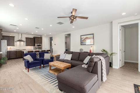 2053 E Charlotte Dr, Phoenix, AZ 85024 photo 9