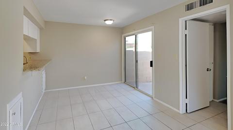 11404 S Ki Rd, Phoenix, AZ 85044 photo 2