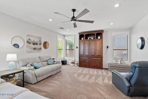 419 N Pheasant Ct, Gilbert, AZ 85234 photo 4