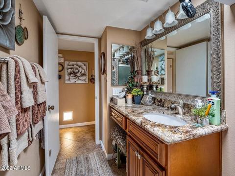 4149 E Alan Ln, Phoenix, AZ 85028 photo 2