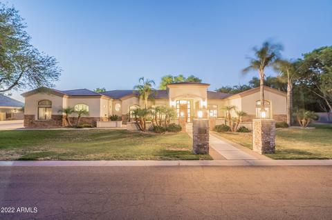 2590 E Meadowview Dr, Gilbert, AZ 85298 photo 1