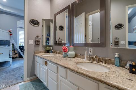 2590 E Meadowview Dr, Gilbert, AZ 85298 photo 28